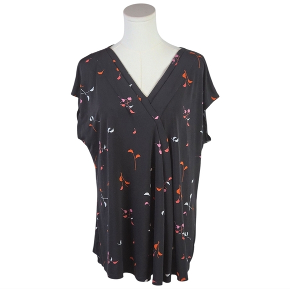 Lane Bryant Surplice Floral Blouse Black Short Sleeve Plus Size 14/16 Stretch - Picture 1 of 8